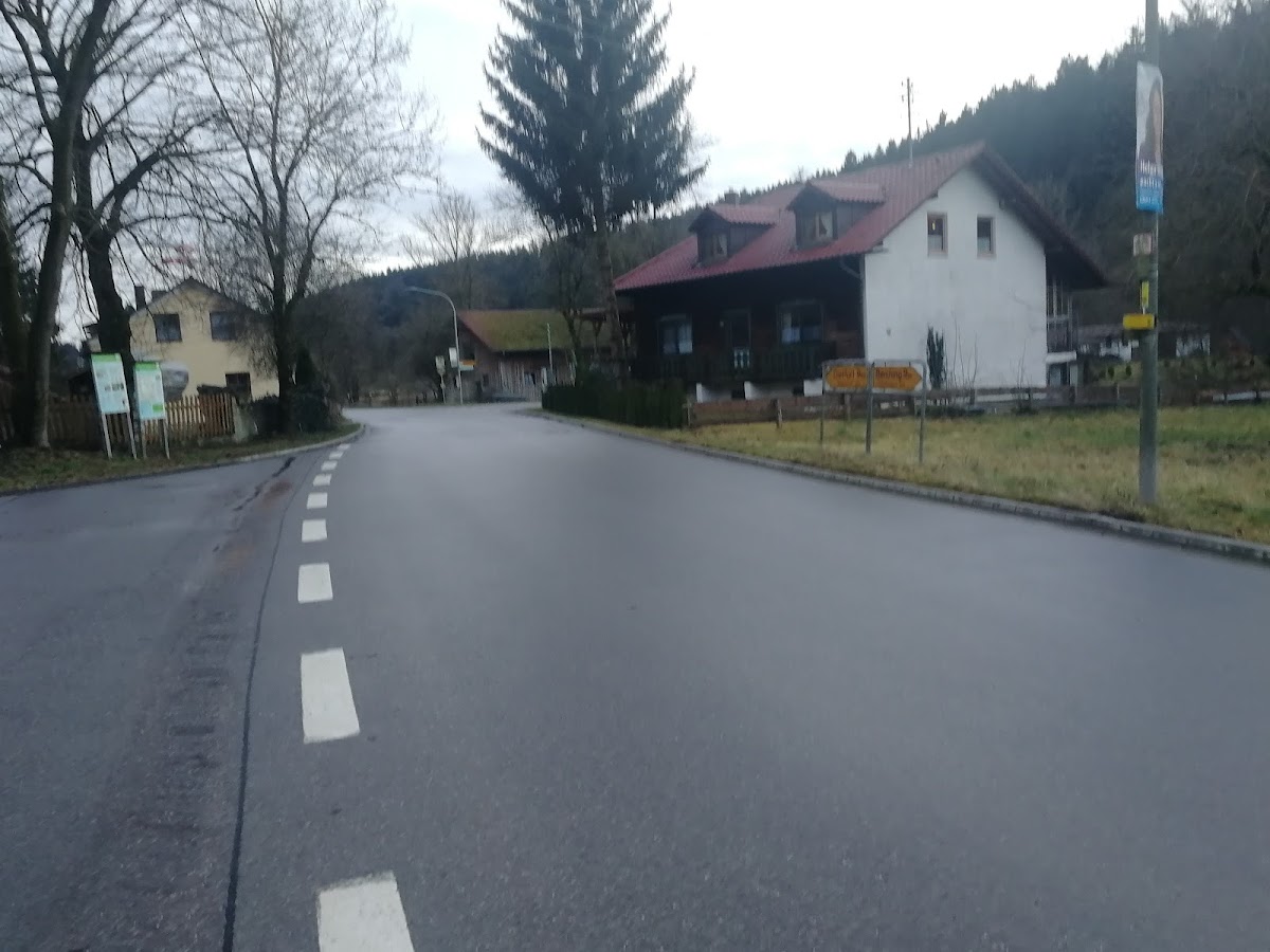 gp_69f9636577584